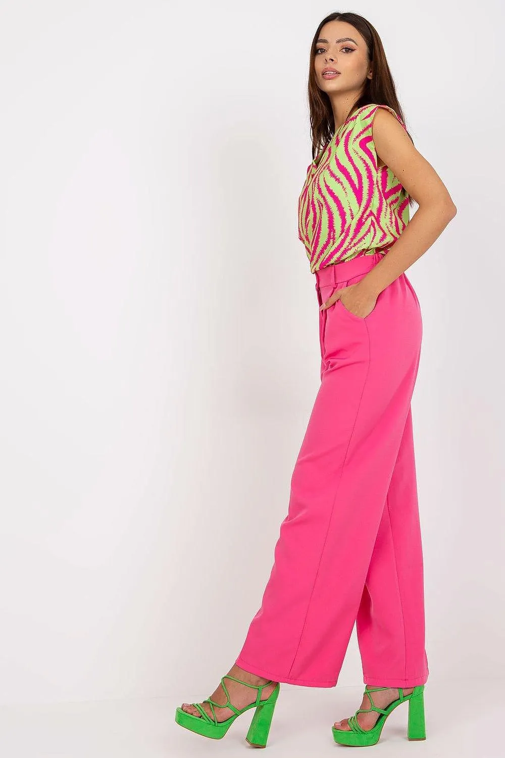 Elegant High-Waisted Pleated Trousers by Italian Moda