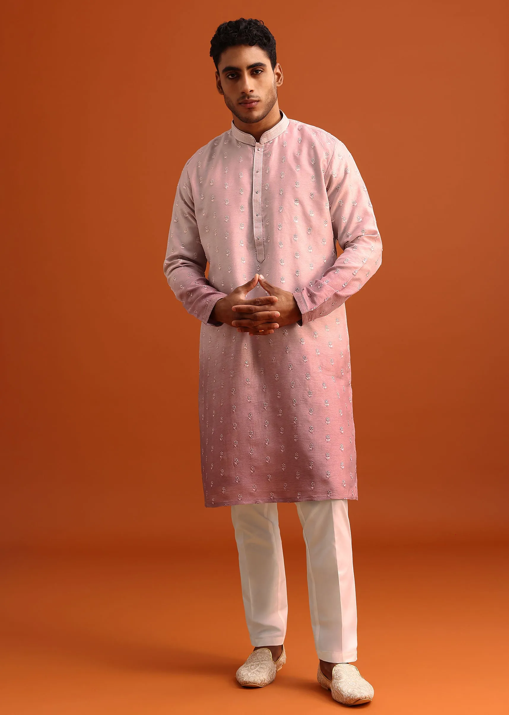Onion Pink Ombre Kurta Set In Raw Silk With Butti Work